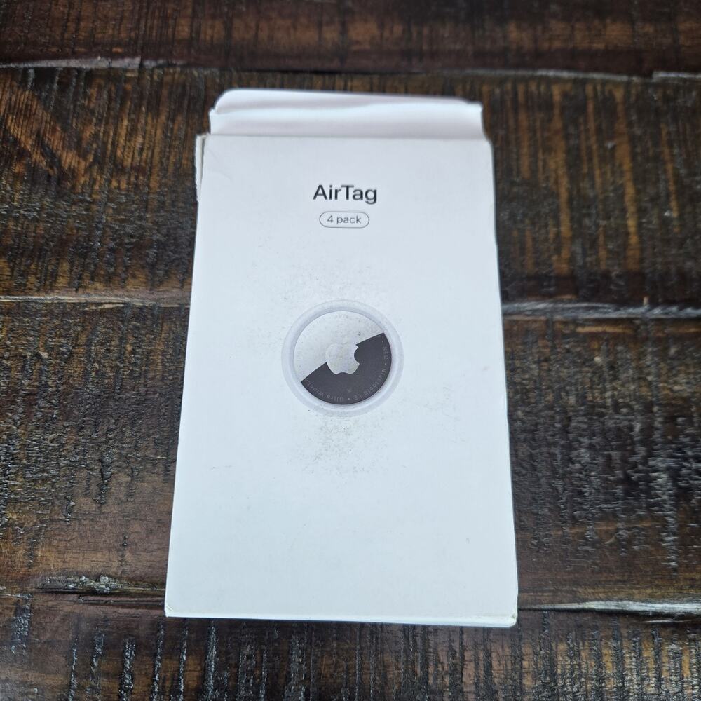 NEW Apple AirTag 4 Pack 1st Gen Bluetooth Tracker Find Keys Wallet Luggage GPS